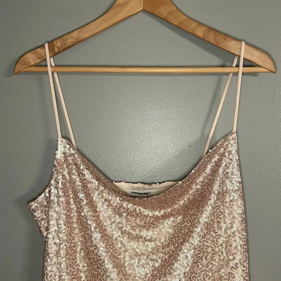 *NWT* American Eagle Fully Lined Rose Gold Sequin Sleeveless Mini Dress, Sz M - Picture 3 of 7